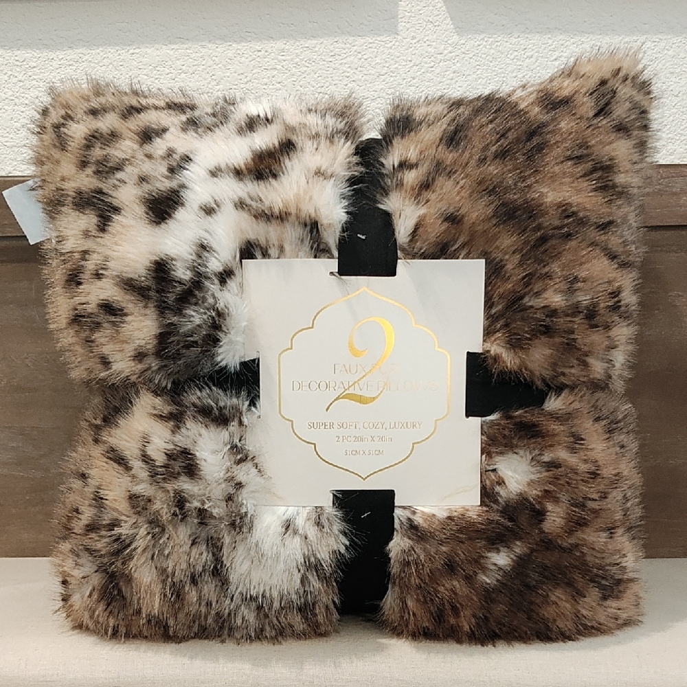 NEW Luxury Faux Fur Animal Print Accent Pillow SET